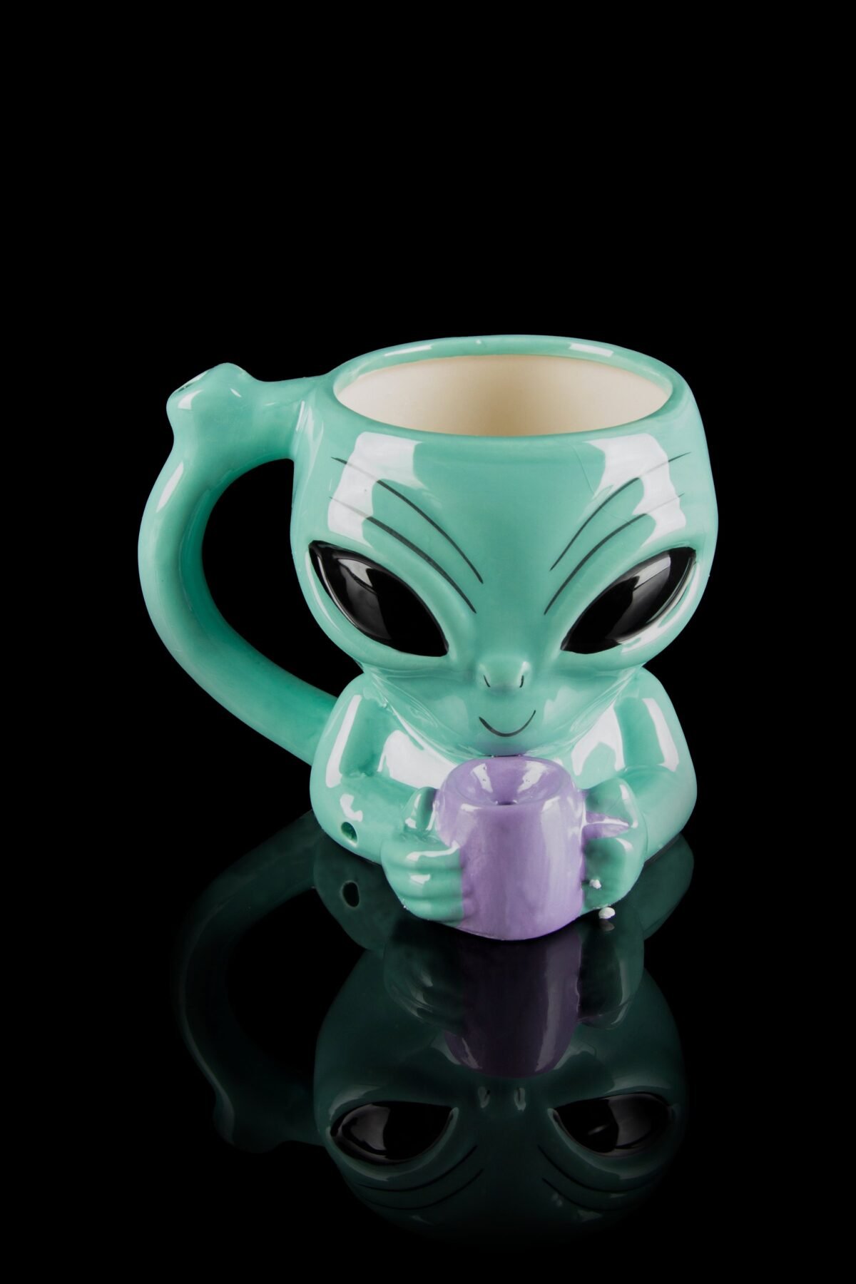 Roast & Toast Alien Ceramic Mug Pipe