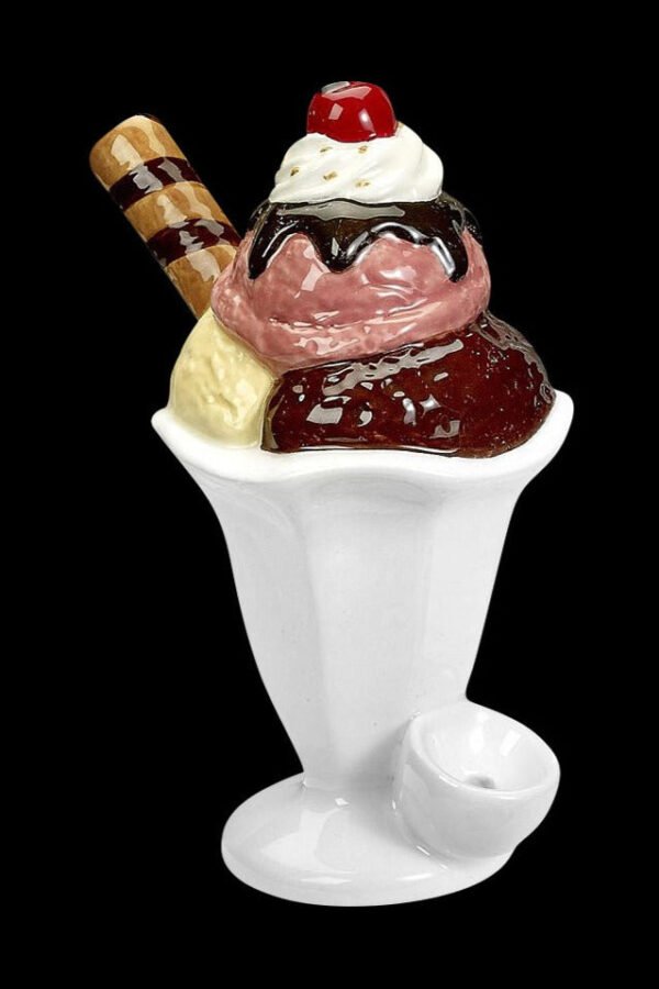 Roast & Toast Ceramic Ice Cream Sundae Pipe