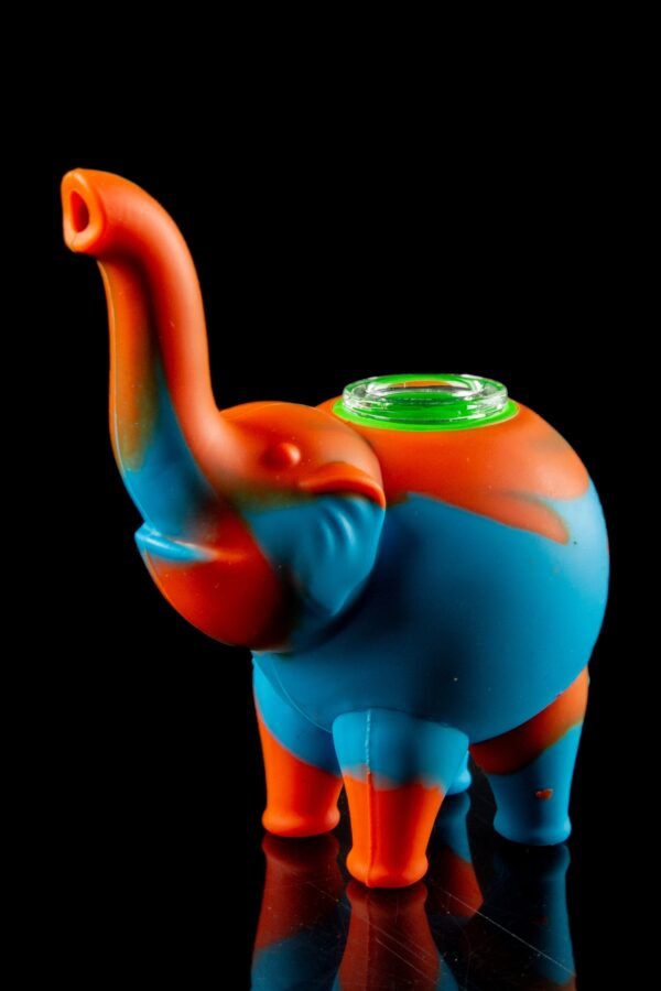 Silicone Elephant Bubbler Pipe - Ellie