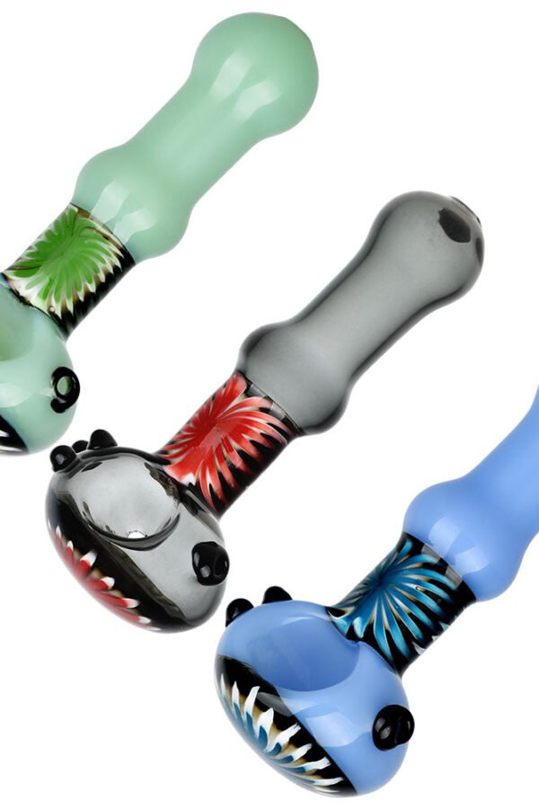 Step Into Now Spoon Pipe / 5.25"" / Colors Vary