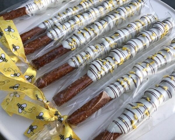 1 Dozen Bee Chocolate Pretzels, Baby Shower, He Or She, Gender Reveal, What Will It Bee, Winnie Pooh, Birthday, Decorations, Bee-Day