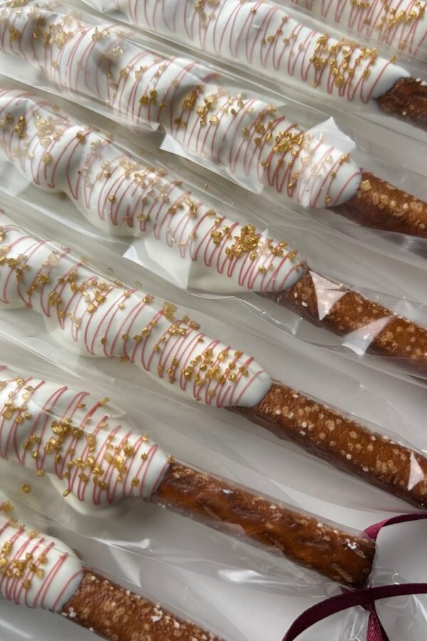 1 Dozen Burgundy Chocolate Pretzels, Maroon, Marsala, Shower Favors, Wedding Floral, Welcome Bags, Sign, Fall