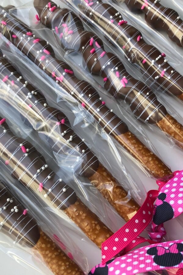 1 Dozen Minnie Mouse Chocolate Pretzels, Party, Birthday, Decor, Decorations, Theme