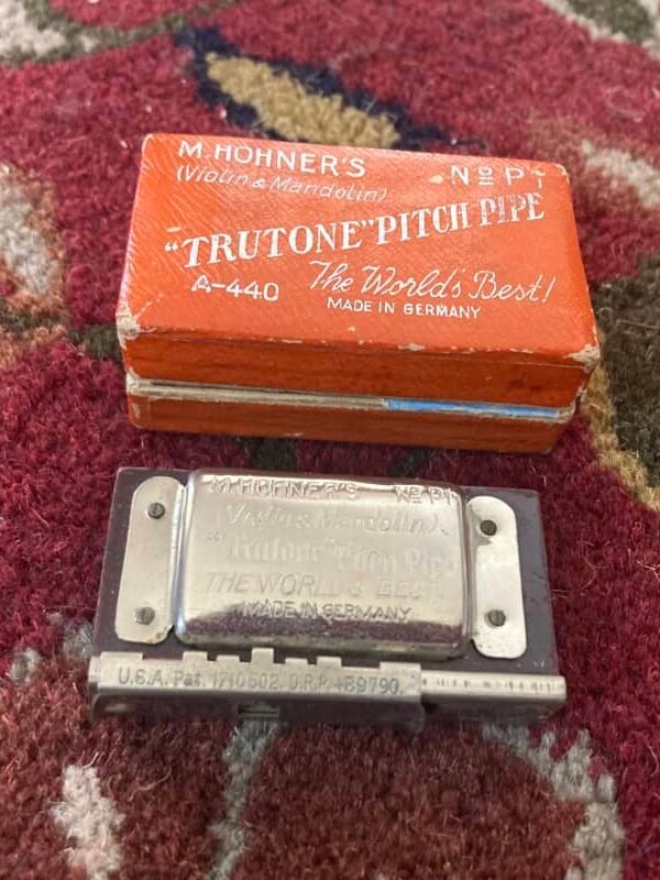 1950's? Hohner P-1 Truetone Pitch Pipe Tuner Violin Mandolin V...
