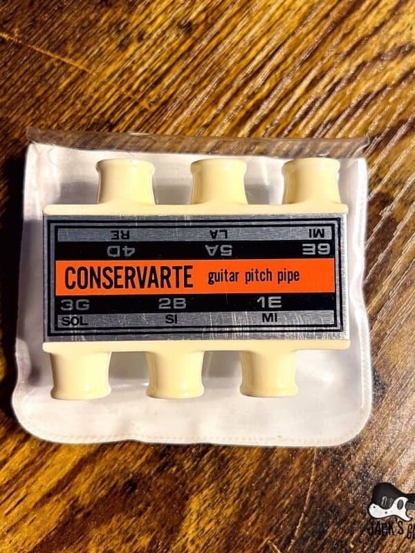 1970s Conservarte 2095 Pitch Pipe White