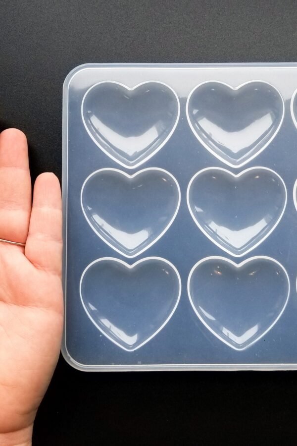 9 Cavity Large Life-Size Flatbacked Heart Themed Valentines Cabochon Uv Mold, Moulds For Clay, Resin Etc