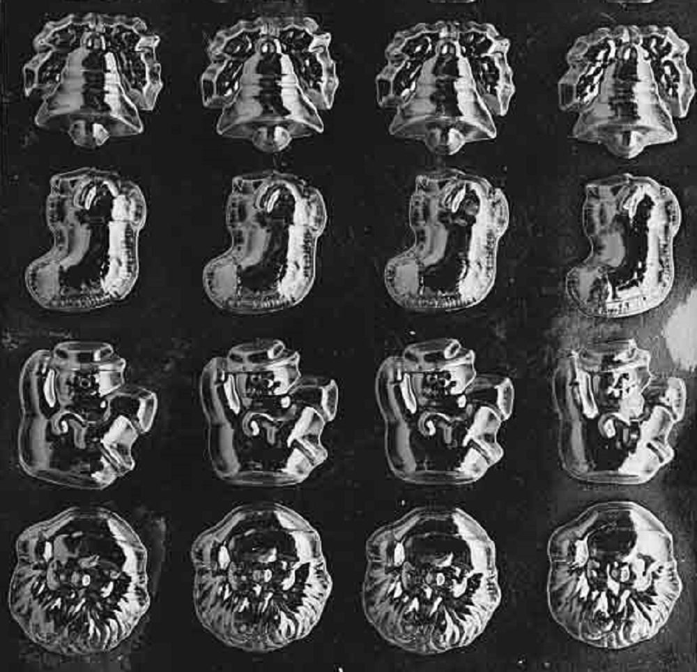 C161 Assorted Christmas Decor Tree Stocking Santa Wreath Chocolate Candy Mold