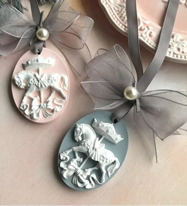Carousel Silicone Fondant Mold-Trojan Horse Mold-Chocolate Cake Mold-Diy Aroma Gypsum Plaster Crafts Mold-Pendant Mold