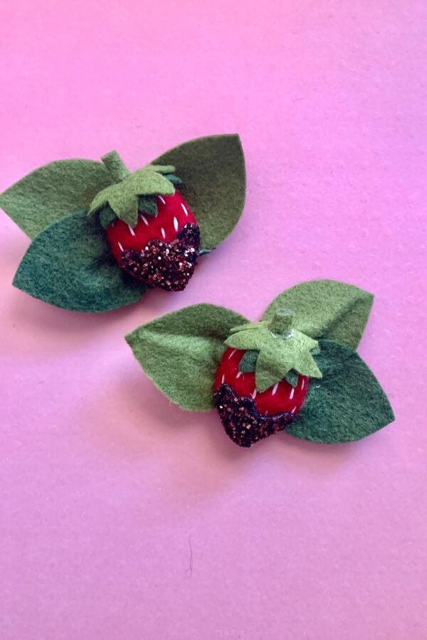 Chocolate Strawberry Hair Clip(S Valentine Accessories