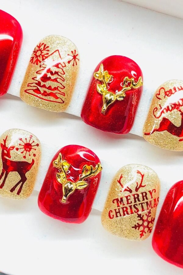 Christmas Press On Nails