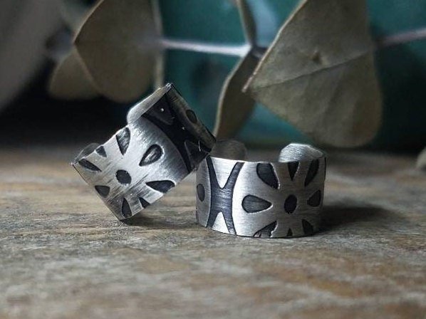 Conch Ear Cuffs Retro Flower Pattern | Single Or Set Etched & Antiqued Sterling Silver Huggie Wrap, Custom // Made To Order