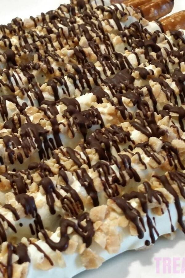 Gourmet White Chocolate Toffee Pretzels | 12 Pk