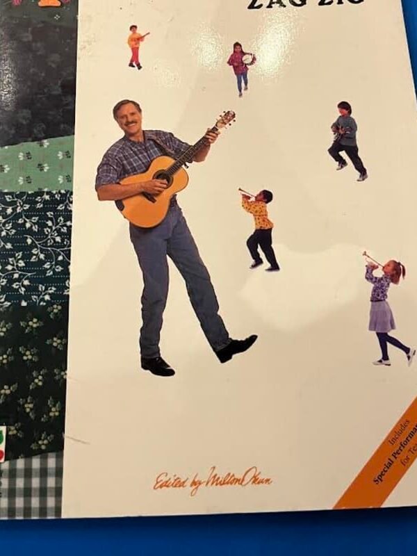 Hal Leonard Tom Chapin Zag Zig Piano, Vocal & Guitar Book