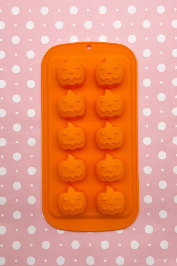 Halloween Big 10 Cavity Pumpkin Jack' O Lantern Mold, Silicone Mould For Ice Cubes, Clay, Jello Resin Etc New