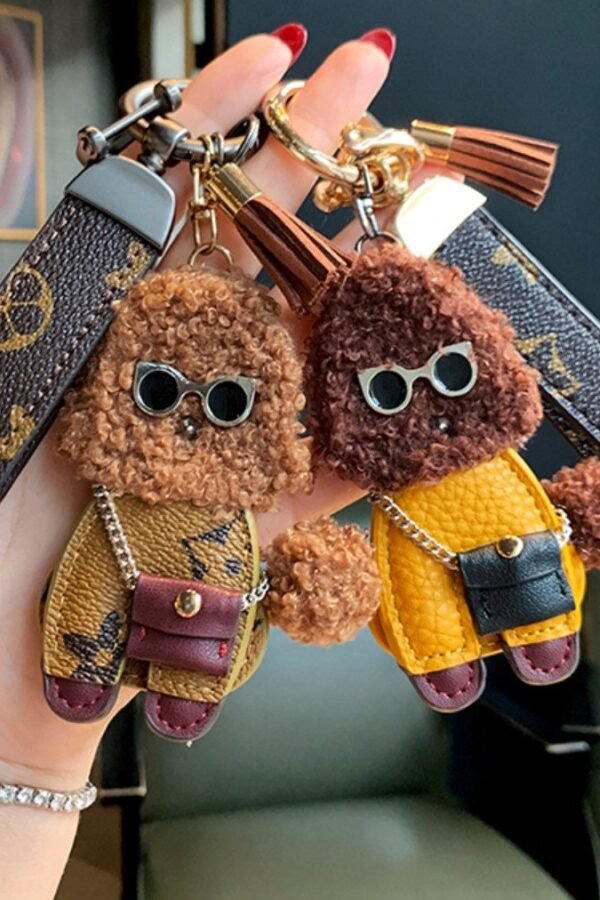 Handmand Leather Keychain Cute Poodle Puppy Dog Bag Charms Accessary Birthday Valentine Holiday Gift