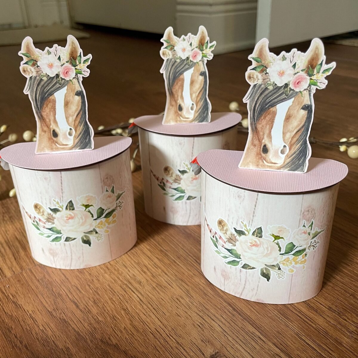 Horse Party Favors, Chocolate Snack Labels, Floral Horse Party, Cowgirl Chocolate Treats, Custom Decoration, Baby Shower Favors Treats