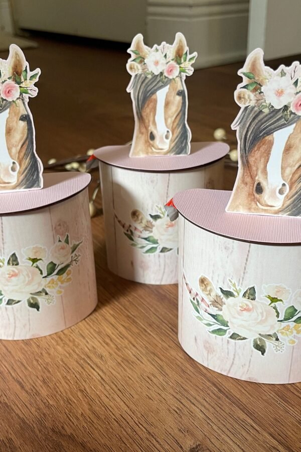 Horse Party Favors, Chocolate Snack Labels, Floral Horse Party, Cowgirl Chocolate Treats, Custom Decoration, Baby Shower Favors Treats