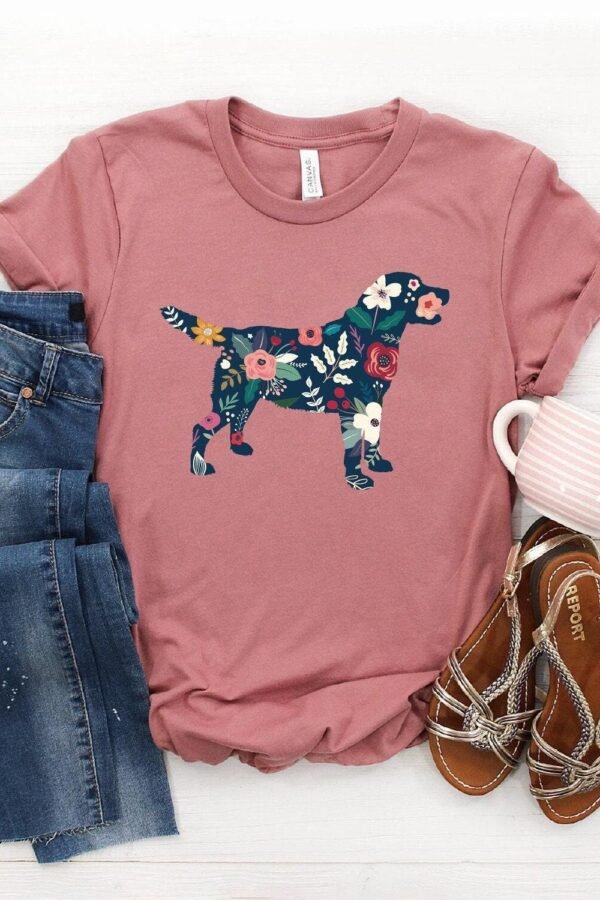Labrador Shirt ∙ Lab Mom Chocolate Black Retriever Gifts Softstyle Unisex Tee