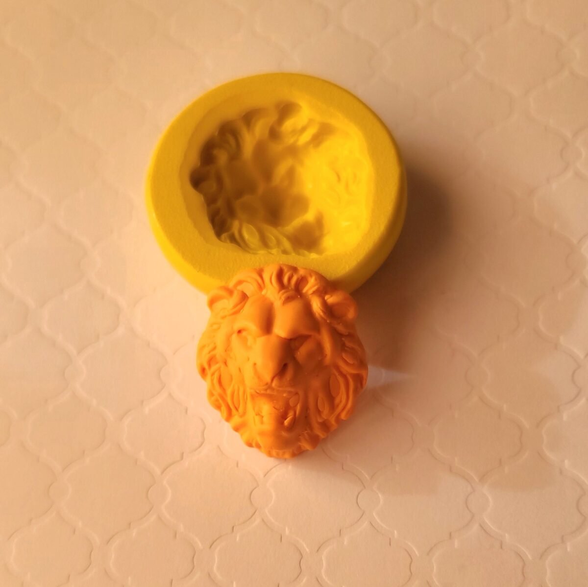 Lion Head Silicone Mold Fondant, Chocolate, Clay, Resin