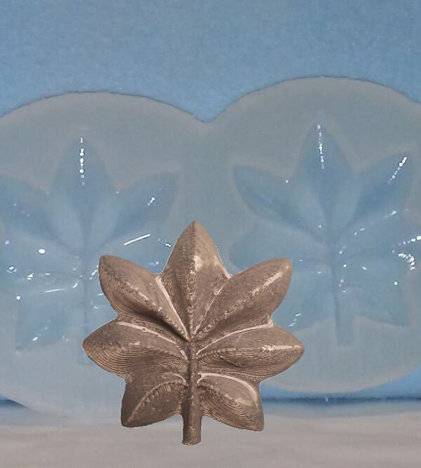 Made To Order Custom Food Safe Silicone Candy Molds - 2" Navy Commander Rank Insignia