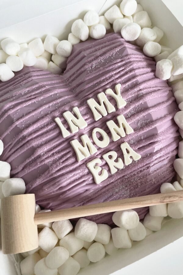 Mother's Day Breakable Chocolate Heart/Smash Cake Gift Pinata With Hammer Birthday Candy For Mom Friend Sister