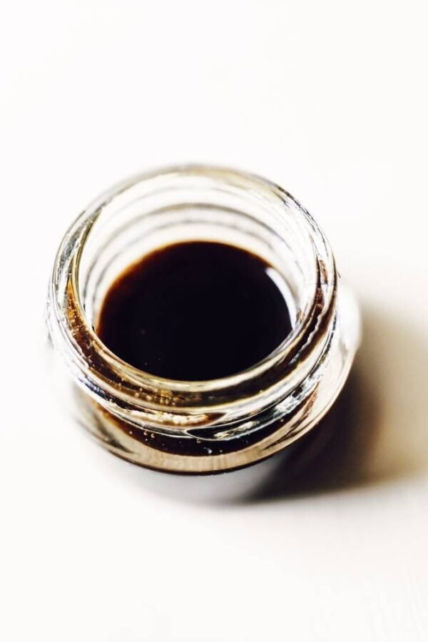 Natural Perfume Fixative. Leather Base Notes | Botanical