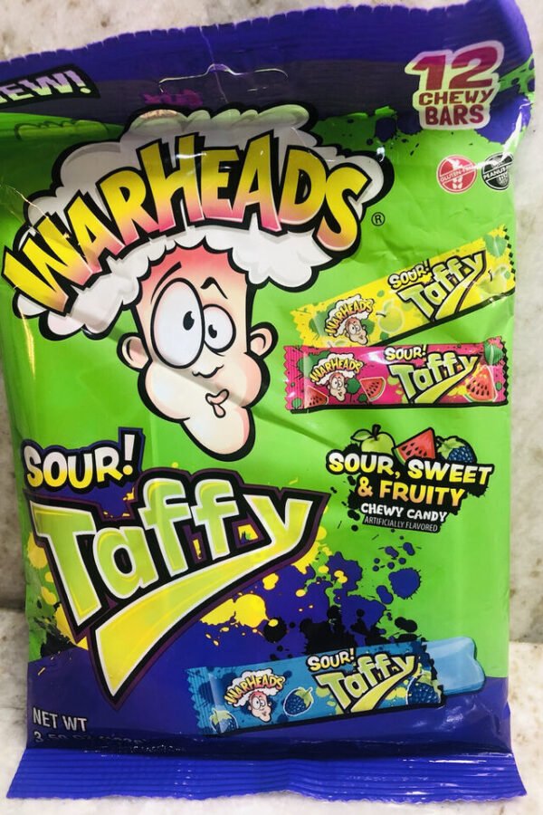 New-WarHeads 12 Bars Sour/Sweet/Fruity Chewy Candy. 3.59oz/102gm.