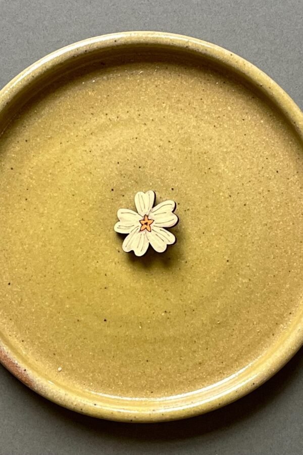 Primrose Mini Pin