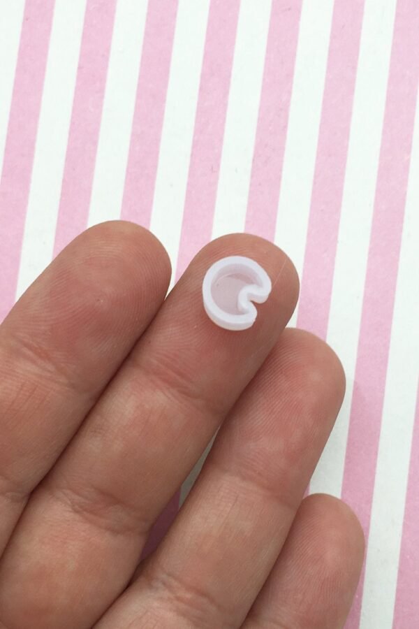 Small Moon Mold For Cabochons Or Earring Studs, Tiny Uv Cab Mould Clay, Resin Etc, Q113C