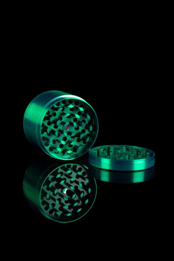 Cloud 8 Zinc Alloy 4 Piece Grinder