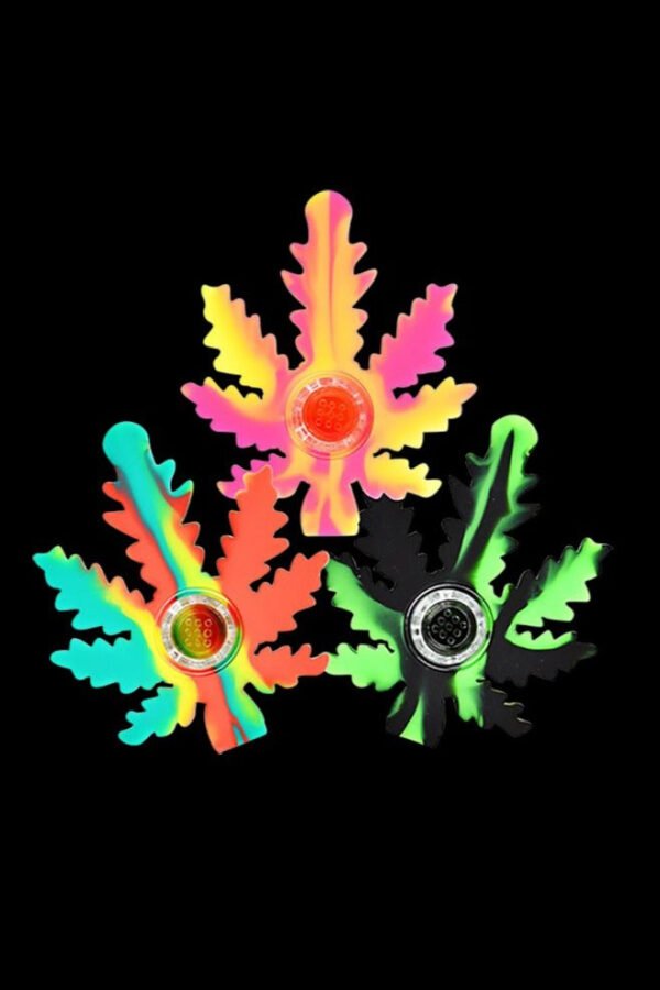 Silicone Hemp Leaf Hand Pipe