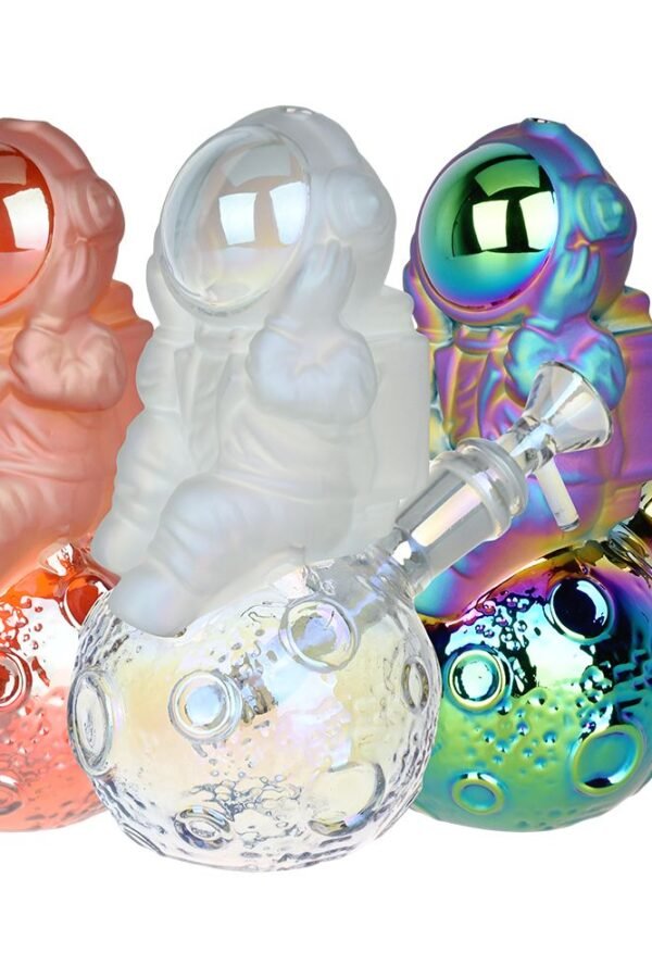 Space Man On The Moon Glass Water Pipe - 6.75"" / 14mm F