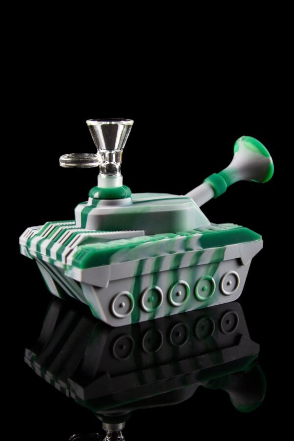 The ""Toke Tank"" Silicone Molded Tank Bong